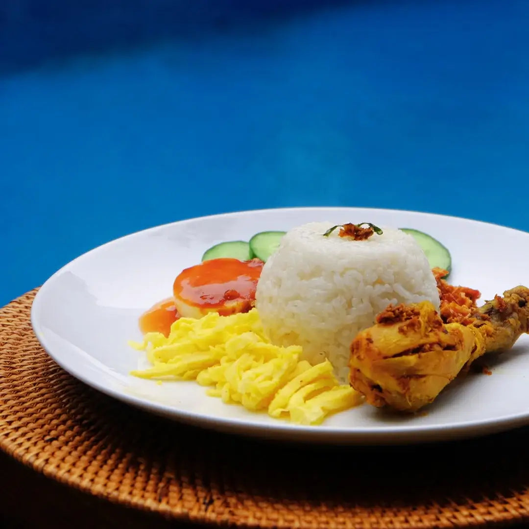 Indonesian Floating Breakfast: Nasi Uduk Betawi