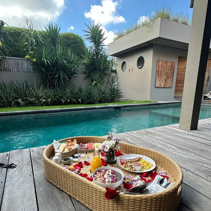 Floating Tray Rental: Rent a Floating Breakfast Basket Tray in Bali